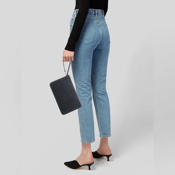 LV Epi Neverfull Pouchette - Picture 2 of 13